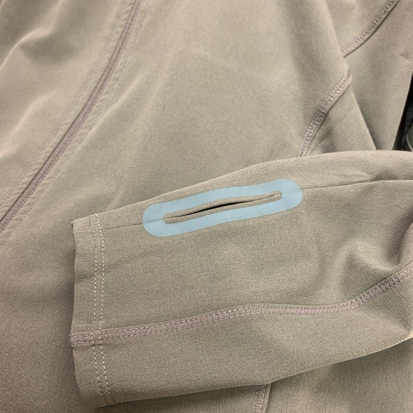 ‼️SOLD‼️{Columbia} Titanium Women's Omni-Shield - Picture 3 of 9